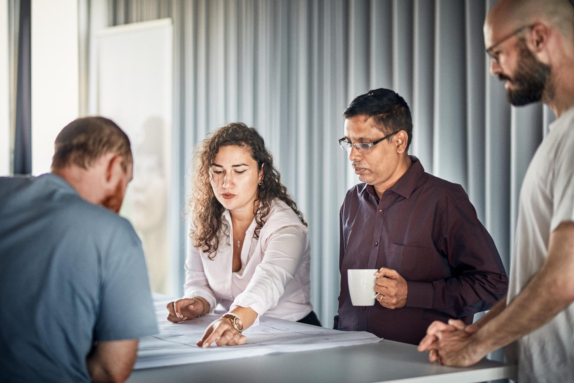 Group shoot - Employer Branding Germany - Zeynep, Ravi, Christoph, Frederik